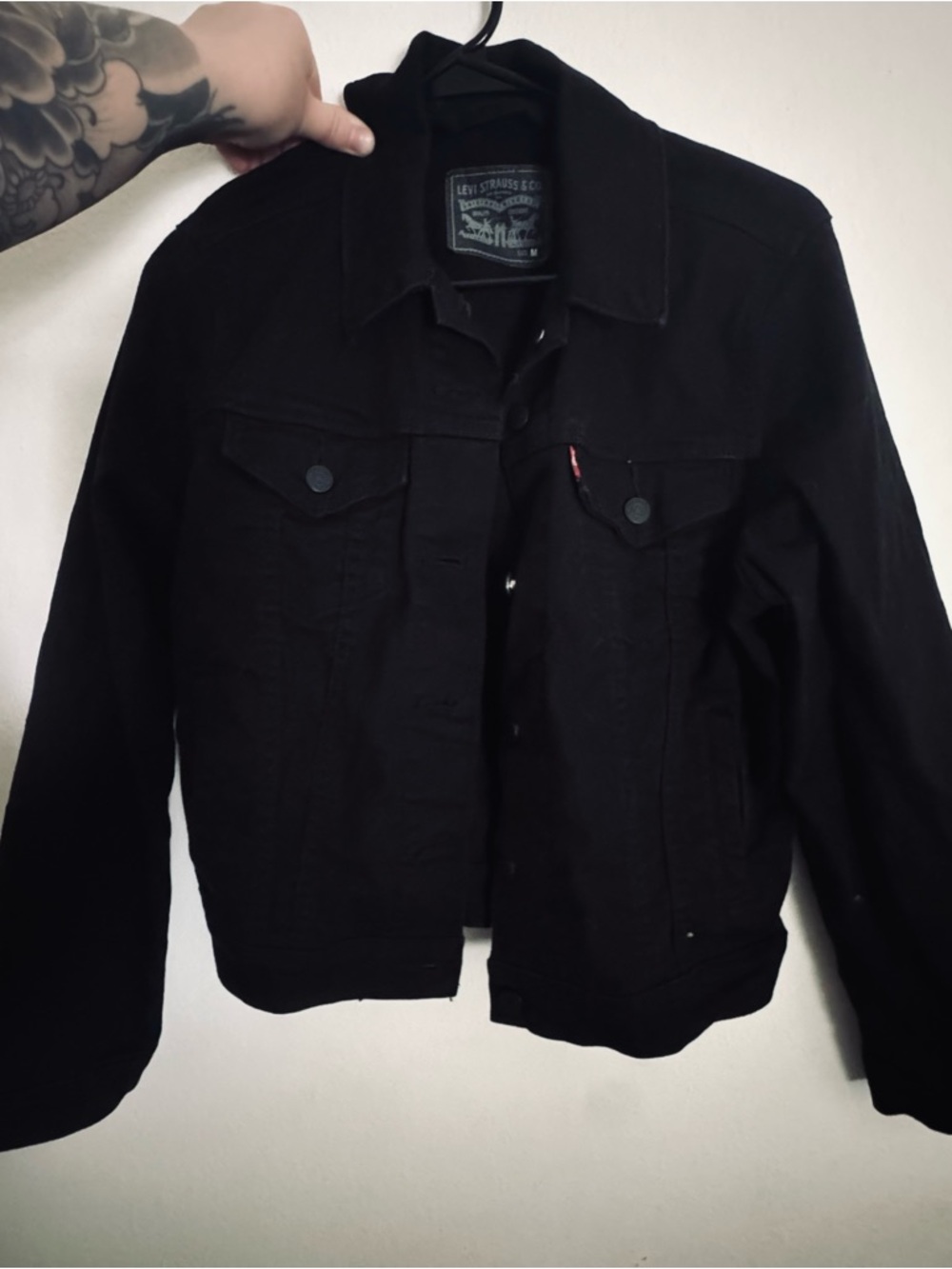Levi's Black Denim Trucker Jacket - Classic Truck Jacket